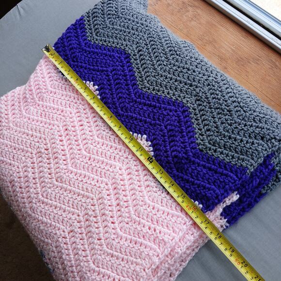 Handmade Small Crochet Afghan Throw ~85" x 65" / 7 ft x 5.5 ft baby blanket - Picture 5 of 5